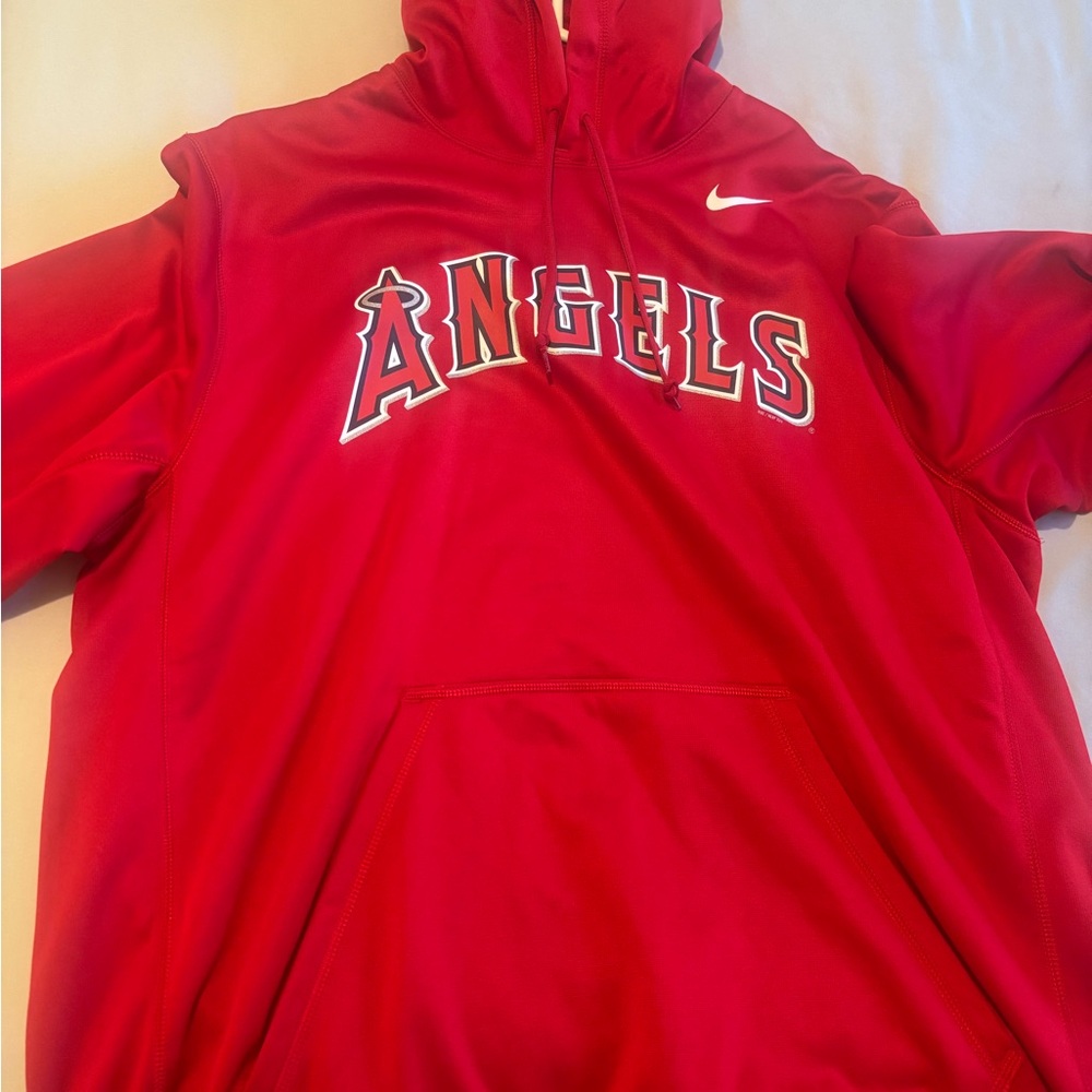 Nike Therma-Fit Red Hoodie